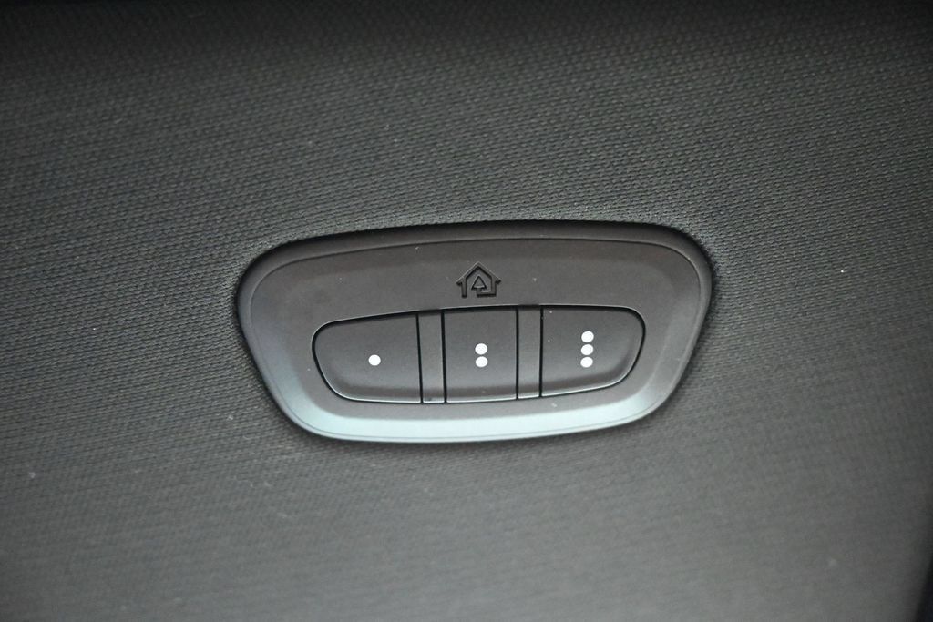 Used 2019 RAM 1500 Limited AWD/4WD image 18
