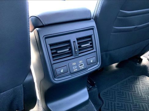 Certified 2026 Subaru Outback Limited XT AWD/4WD image 10