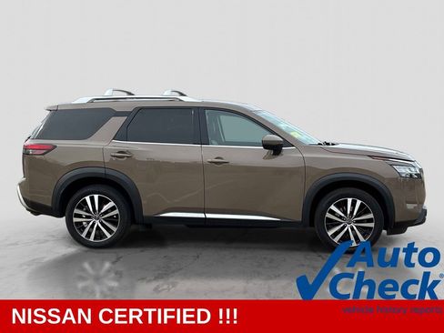Certified 2023 Nissan Pathfinder Platinum AWD/4WD image 8