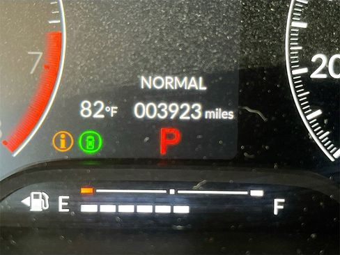 Used 2025 Honda Civic Sport image 12