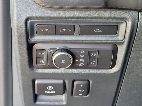 Used 2021 Ford F150 Platinum w/ Equipment Group 701A High AWD/4WD image 33
