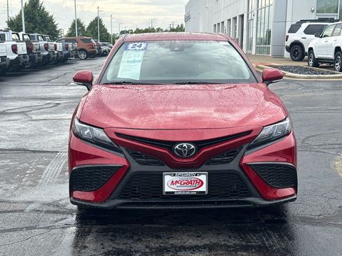 Used 2024 Toyota Camry SE w/ Protection Package (Q2) (TMS) FWD image 5