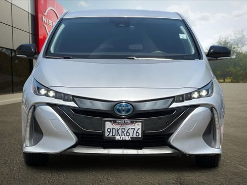 Used 2022 Toyota Prius Prime LE FWD image 11
