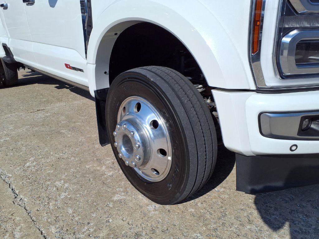 Used 2025 Ford F450 Platinum w/ Platinum Plus Package AWD/4WD image 18