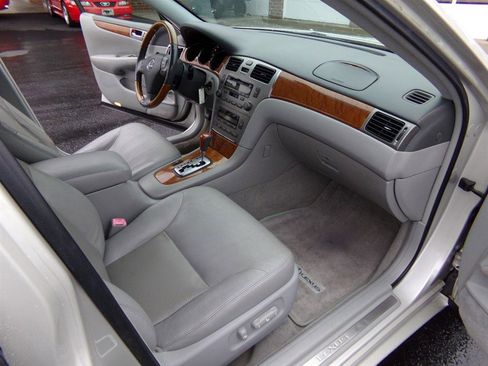 Used 2005 Lexus ES 330 image 30
