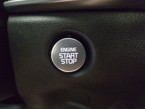 Certified 2026 Kia Sorento EX w/ EX Premium Package image 24