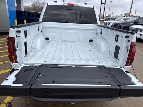 Used 2025 Ford F150 Lariat w/ Equipment Group 501A Mid image 5