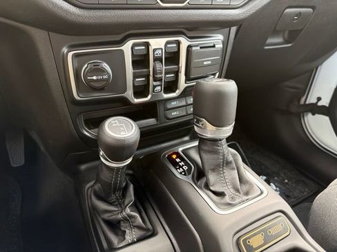 New 2026 Jeep Gladiator Sport AWD/4WD image 20