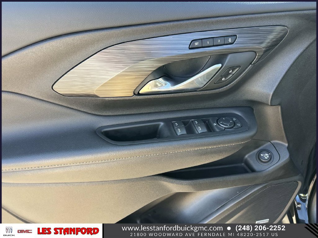 Used 2019 GMC Terrain SLT w/ Preferred Package AWD/4WD image 16