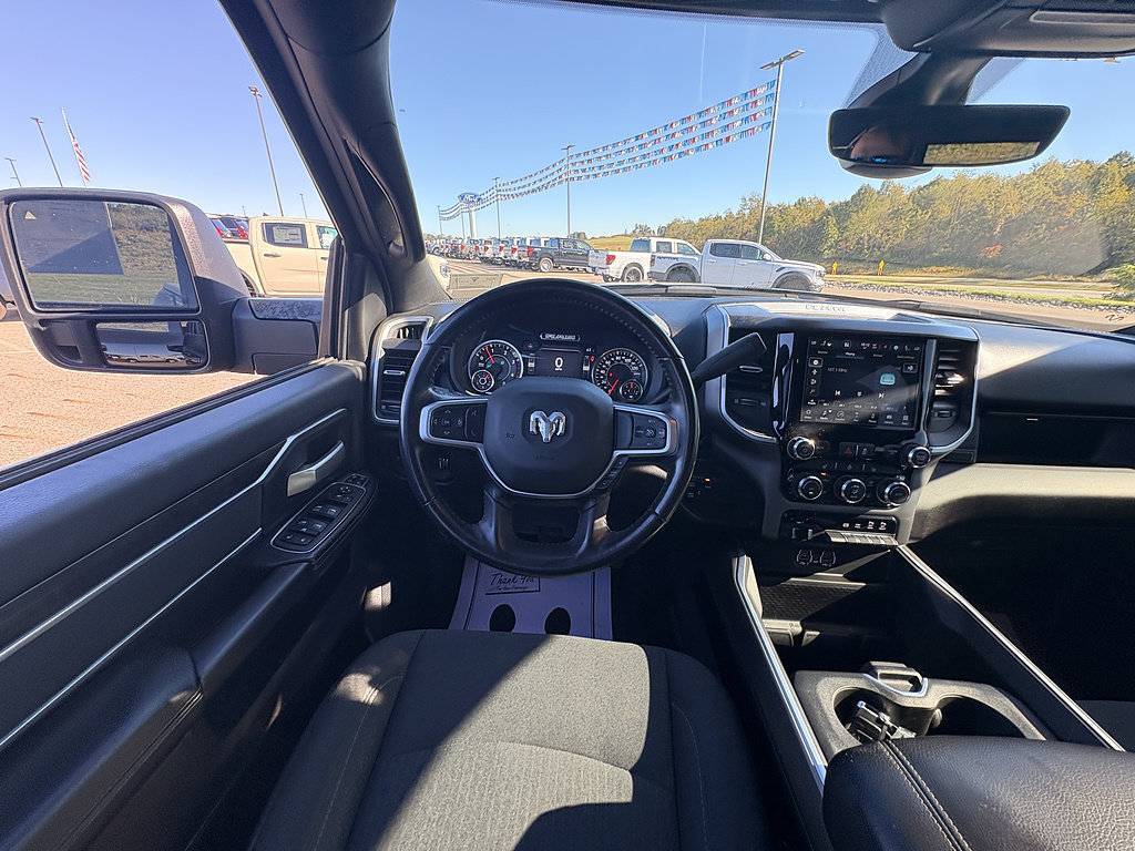 Used 2024 RAM 3500 Big Horn w/ Level 2 Equipment Group AWD/4WD image 21