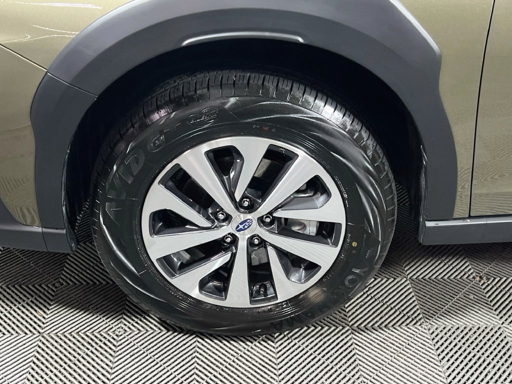 Certified 2025 Subaru Outback Premium AWD/4WD image 26