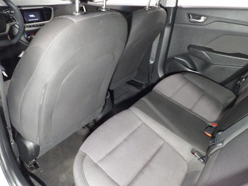 Used 2019 Hyundai Accent SE image 10