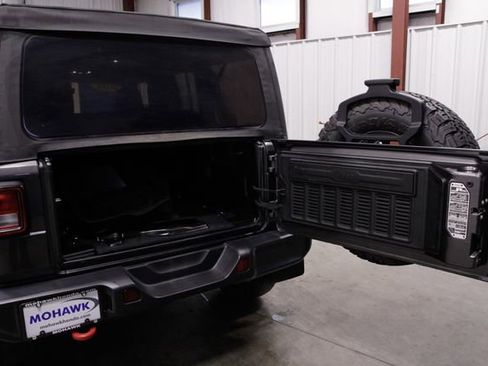 Used 2022 Jeep Wrangler Unlimited Rubicon image 22