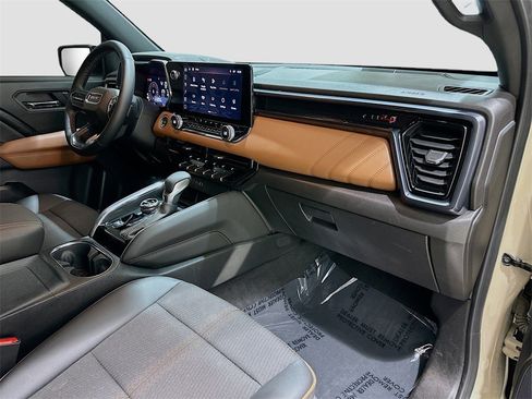 Certified 2024 GMC Canyon AT4 w/ Technology Package image 29