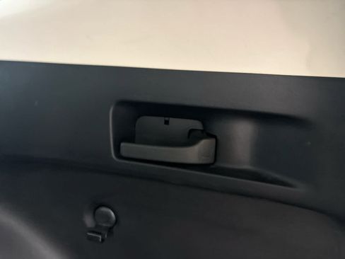 Used 2012 Honda CR-V EX-L image 9