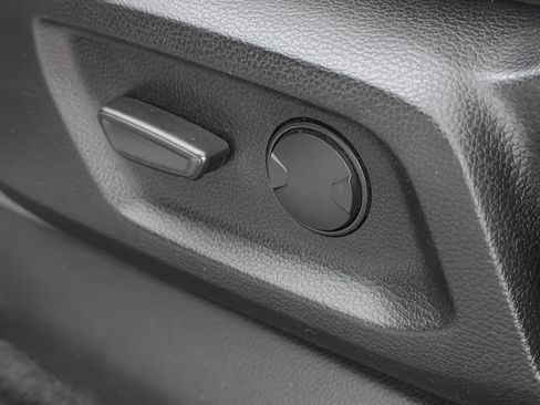 Certified 2020 Ford Ranger Lariat w/ Equipment Group 501A Mid image 17