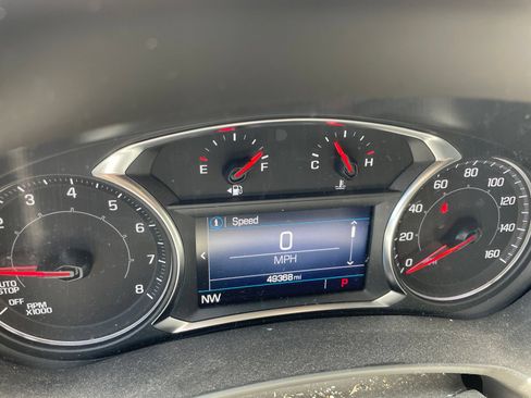 Used 2023 GMC Terrain SLE w/ Driver Convenience Package FWD image 14