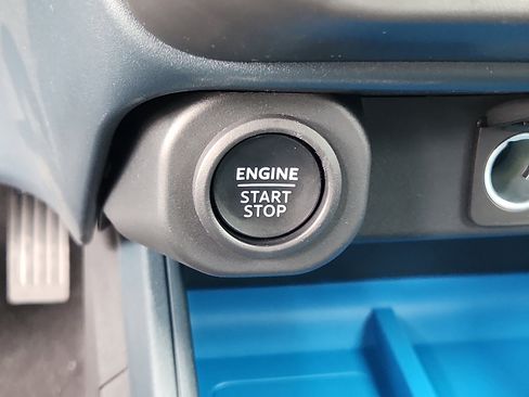 New 2025 Ford Maverick XLT w/ XLT Luxury Package image 14