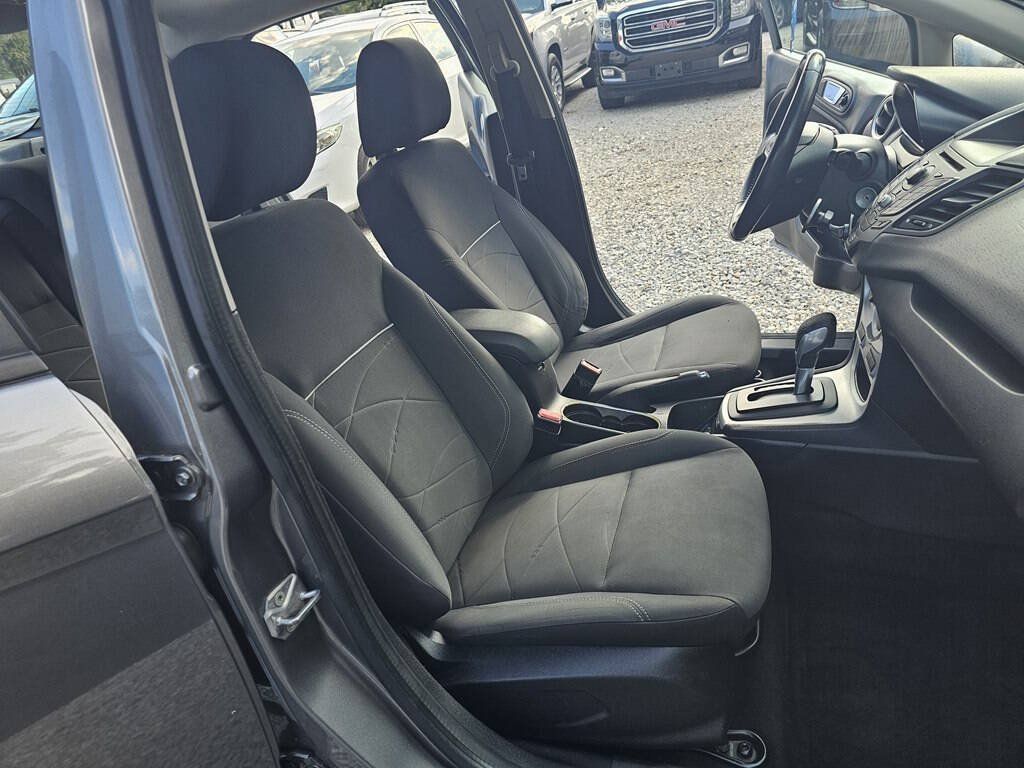 Used 2014 Ford Fiesta SE w/ Comfort Package FWD image 17