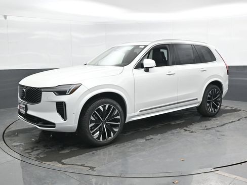 New 2026 Volvo XC90 B6 Plus w/ Protection Package AWD/4WD image 6