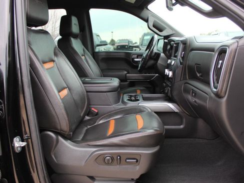 Used 2020 GMC Sierra 1500 AT4 w/ AT4 Premium Package AWD/4WD image 22