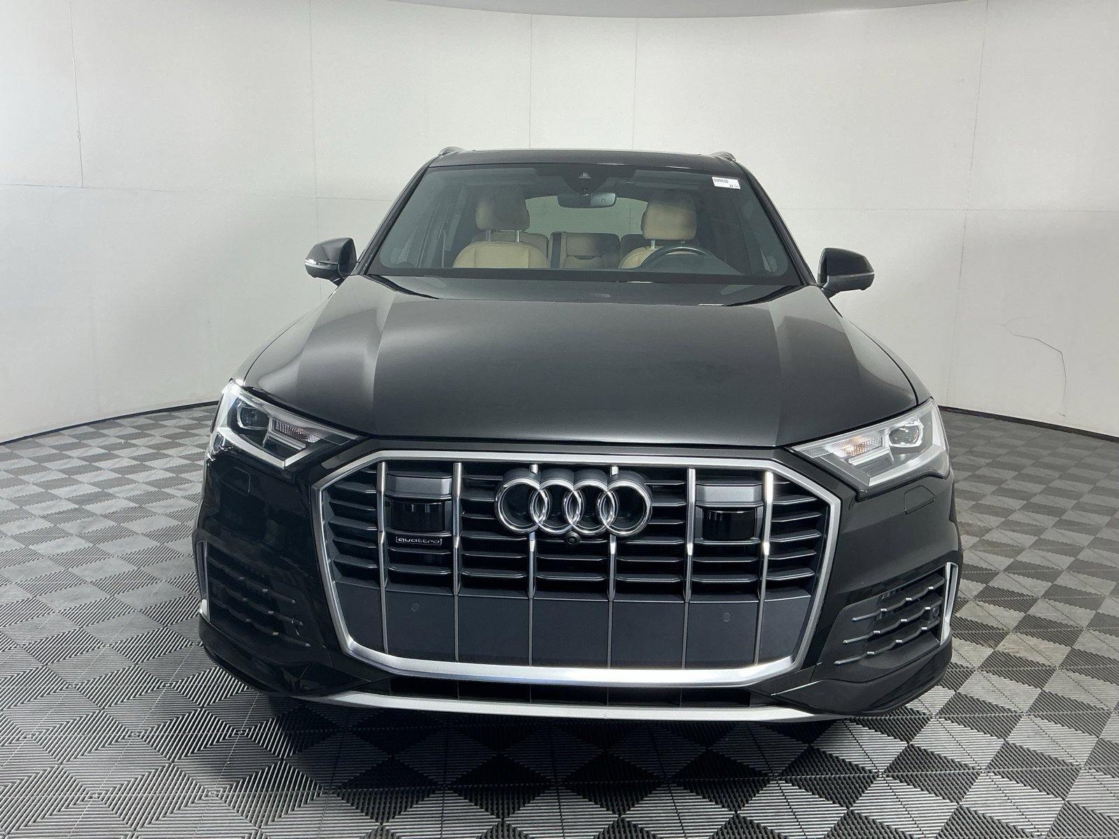 Used 2022 Audi Q7 3.0T Premium Plus AWD/4WD image 2