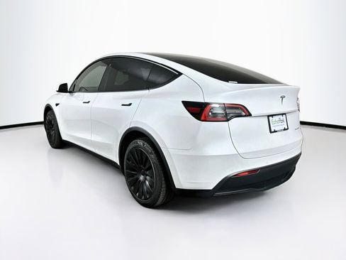 Used 2021 Tesla Model Y Long Range AWD/4WD image 5