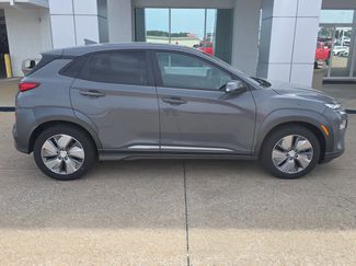 Used 2021 Hyundai Kona Ultimate image 1