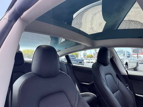 Used 2023 Tesla Model 3 Standard Range RWD image 3