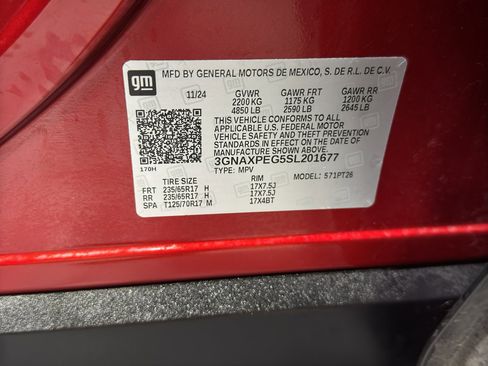 Used 2025 Chevrolet Equinox LT w/ Convenience Package II image 37