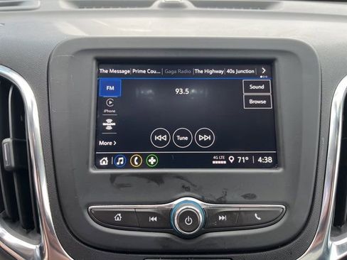 Used 2024 Chevrolet Equinox LT image 16
