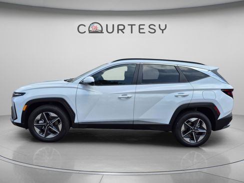 New 2026 Hyundai Tucson SEL AWD/4WD image 2