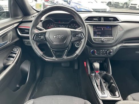 Used 2023 Chevrolet TrailBlazer RS w/ Driver Confidence Package image 10