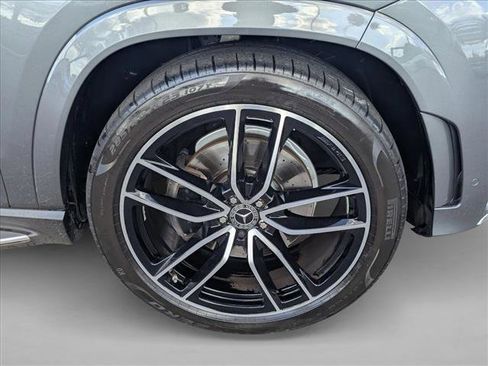Used 2023 Mercedes-Benz GLS 450 4MATIC image 24