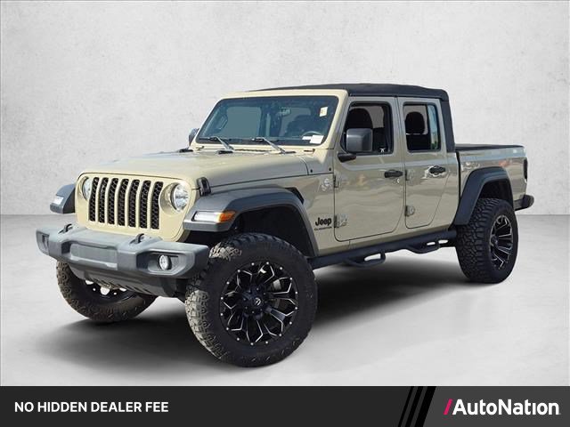 Used 2020 Jeep Gladiator Sport AWD/4WD image 1