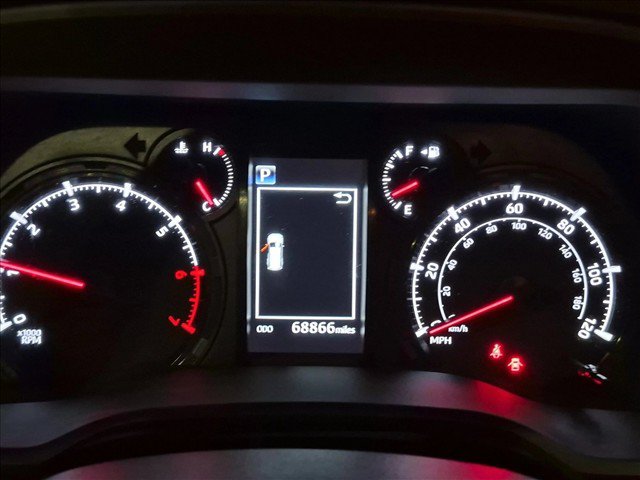 Used 2024 Toyota 4Runner SR5 AWD/4WD image 11