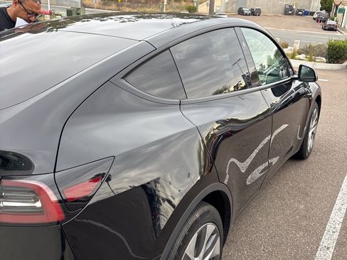 Used 2024 Tesla Model Y Long Range image 4