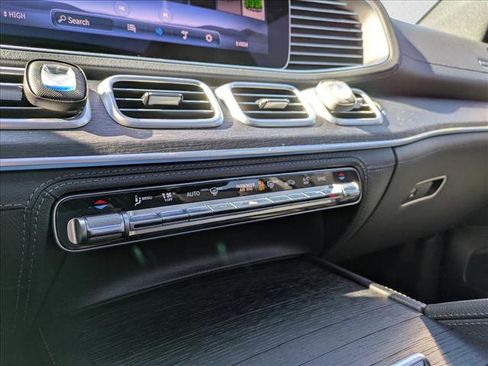 Used 2025 Mercedes-Benz GLE 450 GLE 450 image 11