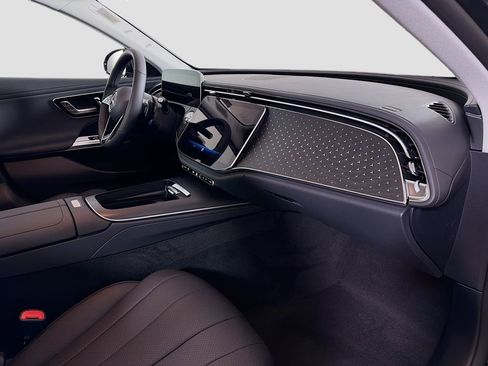 New 2026 Mercedes-Benz E 350 4MATIC Sedan image 31