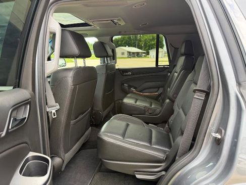 Used 2018 Chevrolet Tahoe Premier AWD/4WD image 12