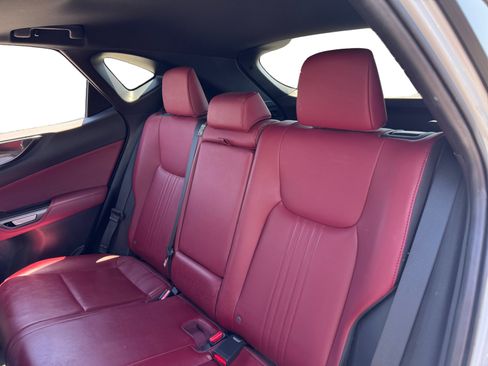 Used 2024 Lexus NX 250 FWD image 13