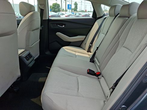 Certified 2025 Honda Accord SE image 10