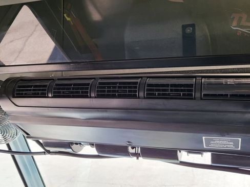 Used 2019 Ford E-450 and Econoline 450 Super Duty RWD image 27