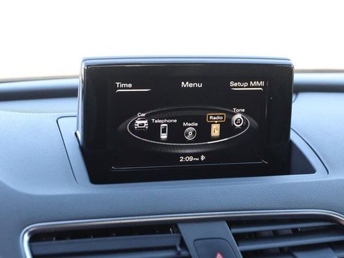 Used 2018 Audi Q3 2.0T Premium w/ Convenience Package image 16