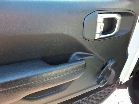 Used 2023 Jeep Wrangler Sport image 14