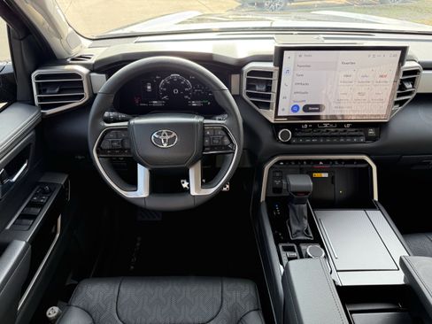 Used 2024 Toyota Sequoia Limited image 14