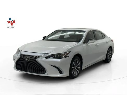 Used 2019 Lexus ES 350 F Sport image 4