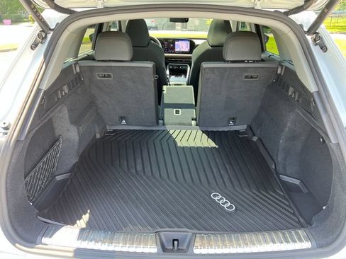Used 2025 Audi Q5 Premium Plus AWD/4WD image 32