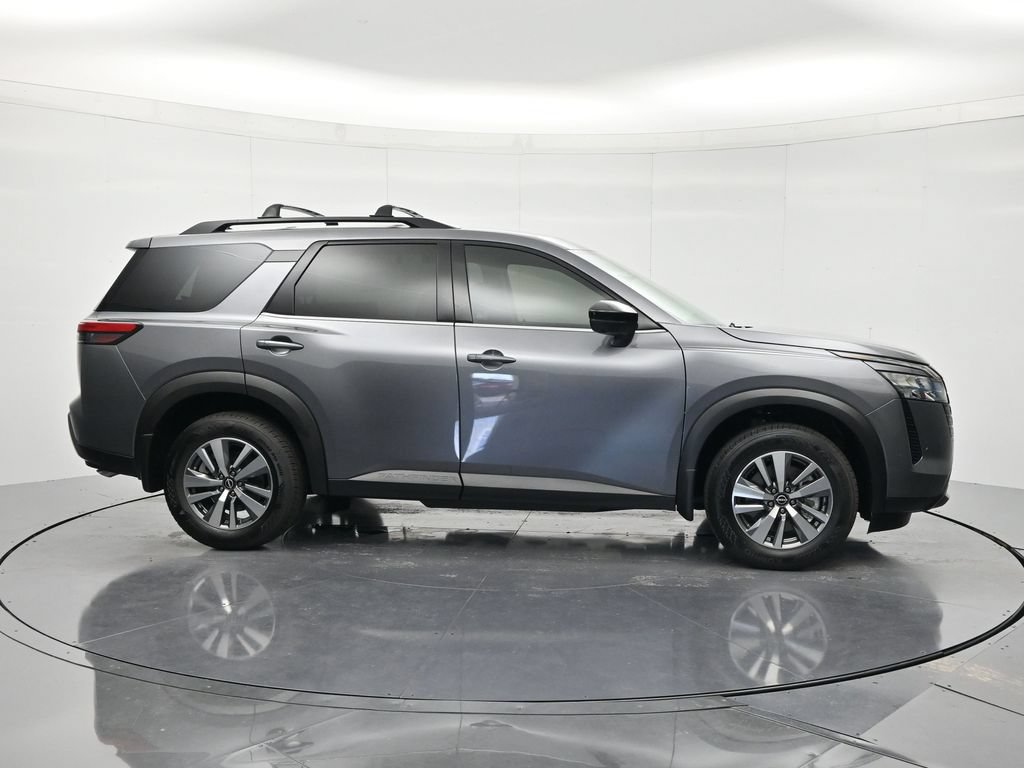 New 2026 Nissan Pathfinder SL w/ Cargo Package FWD image 4