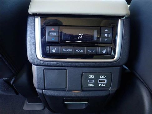 New 2026 Subaru Ascent Limited image 10